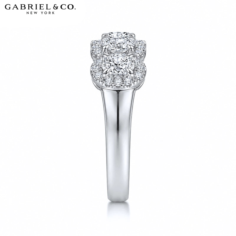 0.95ctw Natural Oval Diamond Pavé Halo Ring 6.7mm