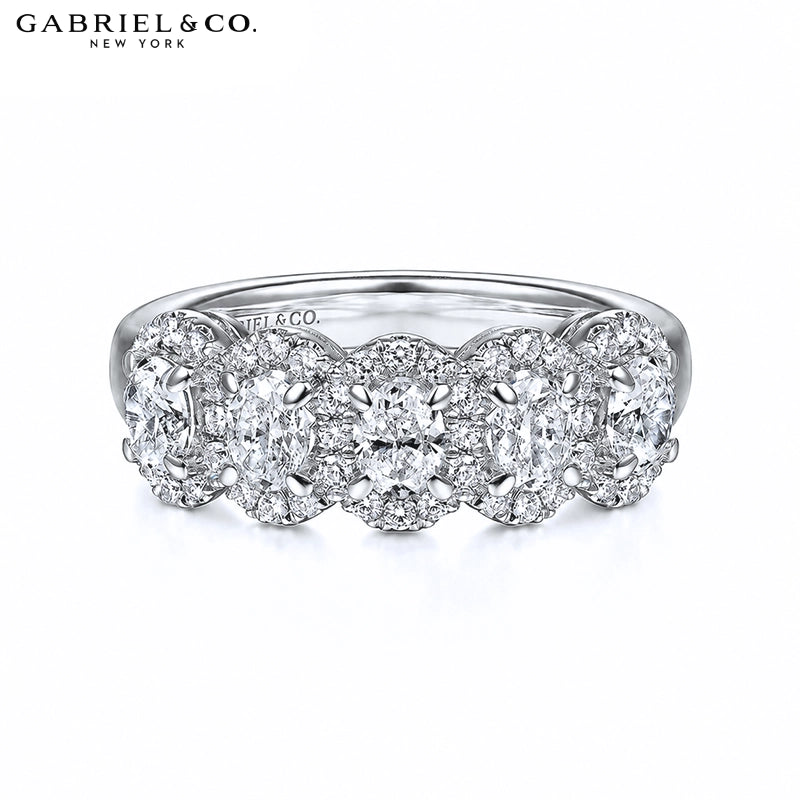 0.95ctw Natural Oval Diamond Pavé Halo Ring 6.7mm