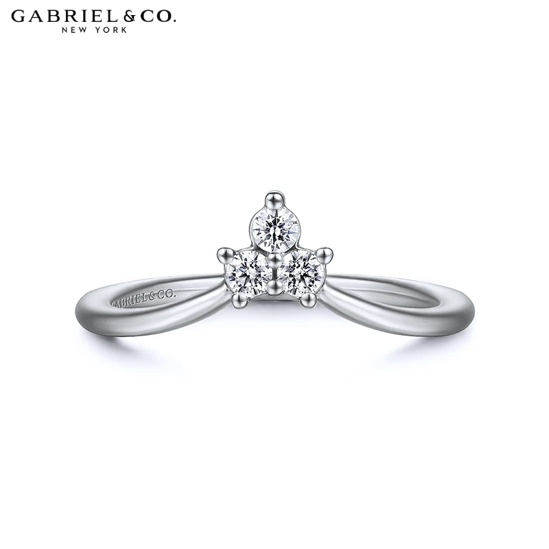 0.15ctw Natural Diamond Set Curved Ring 1.6mm