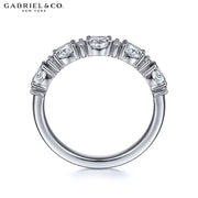 14kt Oval Diamond Ring 2.5mm