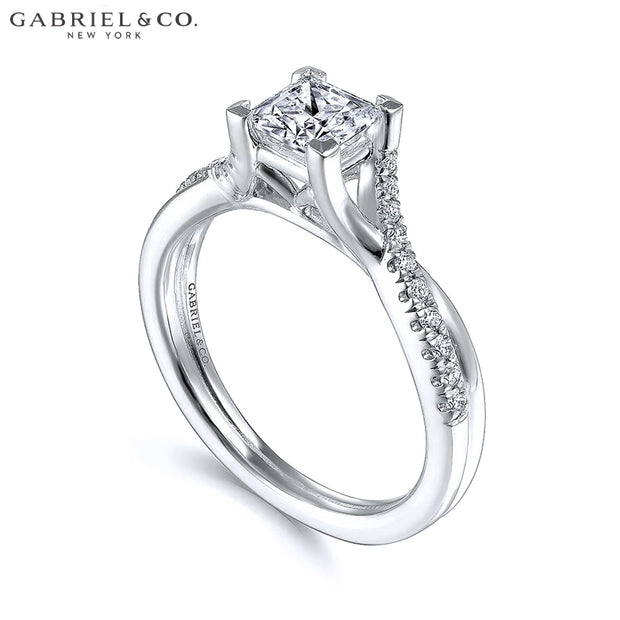 0.75ctr-1.50ctr Princess Cut Diamond Customizable Ring