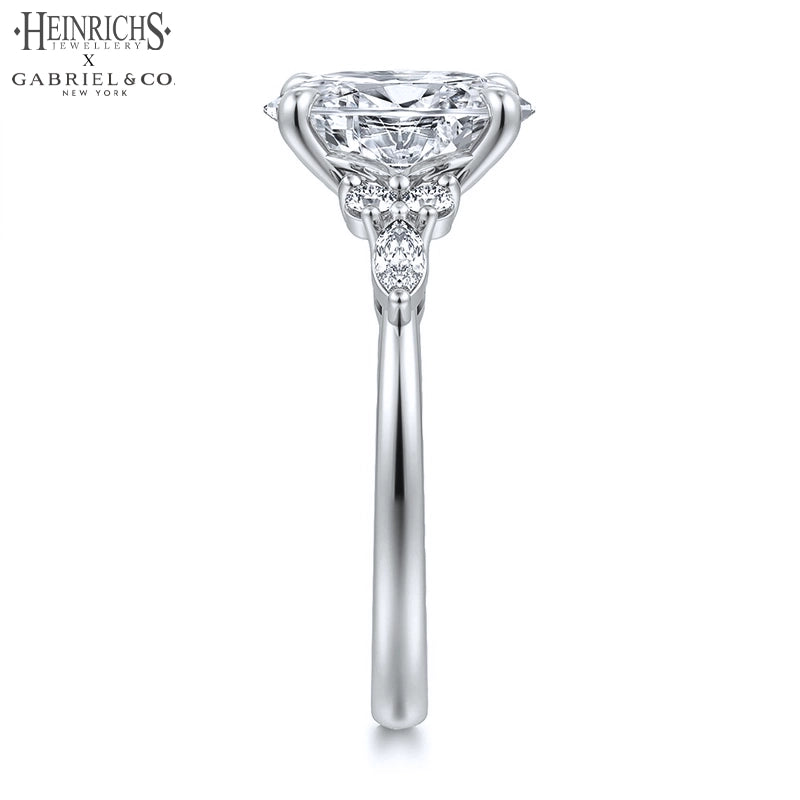 1.25ctr-2.50ctr Oval Cut Lab Grown Diamond Ring Tailor Made
