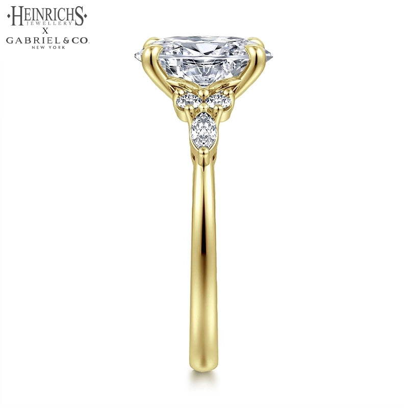 1.25ctr-2.50ctr Oval Cut Lab Grown Diamond Ring Tailor Made