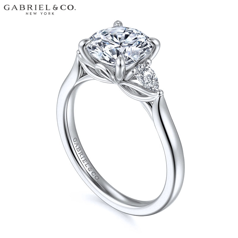 1.80ctw Round Cut Lab Grown Diamond Ring