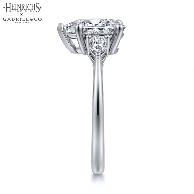 1.50ctr-3.00ctr Pear Cut Lab Grown Diamond Ring