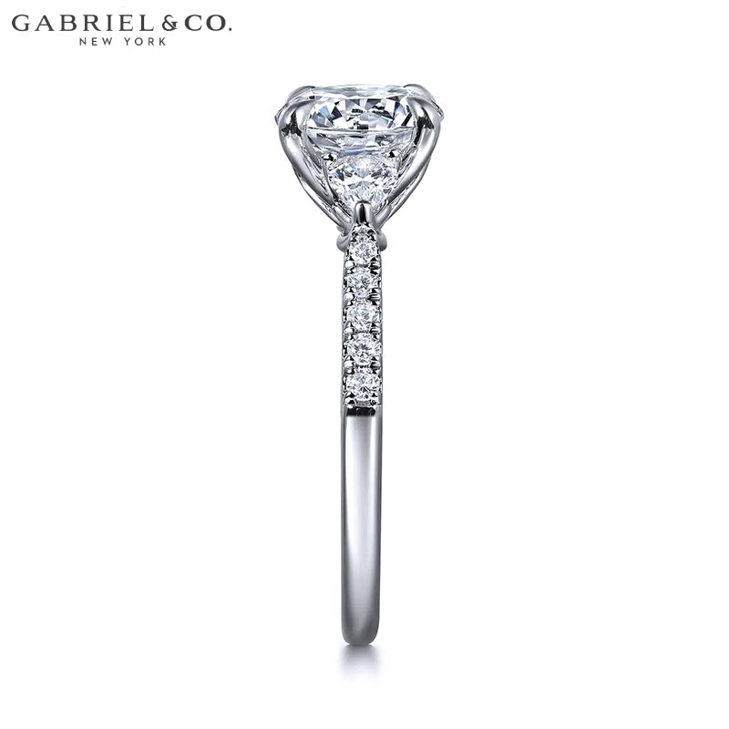 1.90ctw Round Cut Lab Grown Diamond Ring