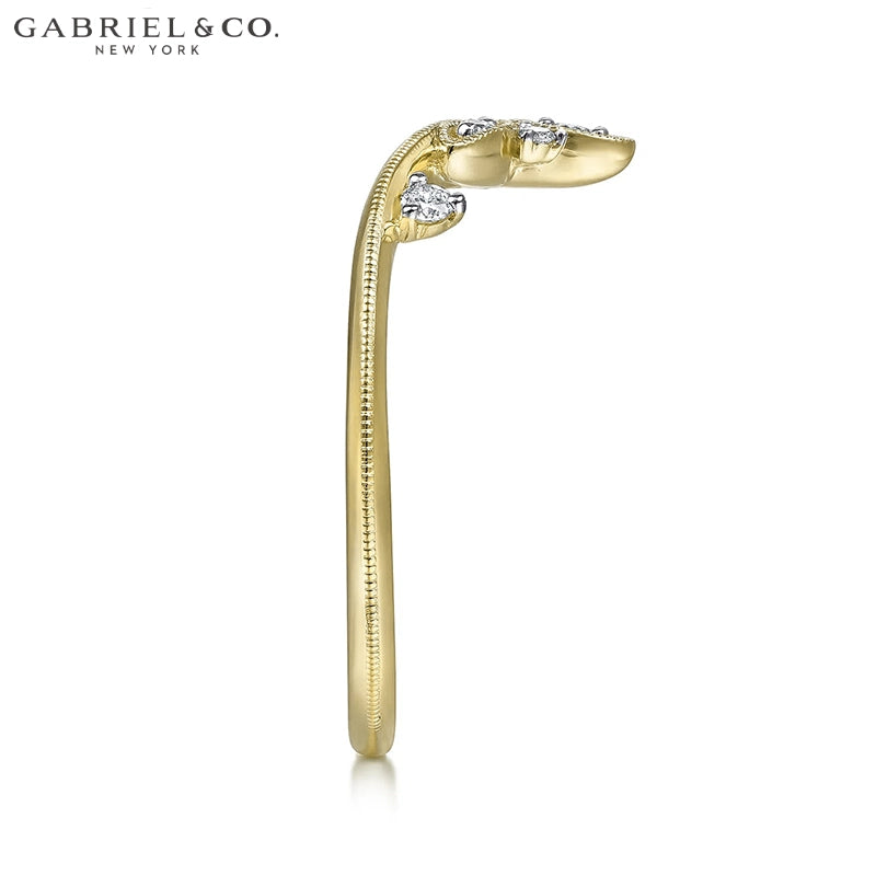 0.09ctw Natural Diamond Chevron Ring 1.5mm