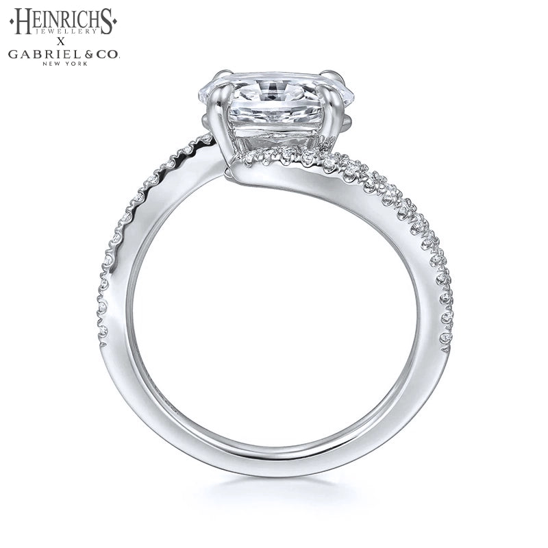 1.25ctr-2.50ctr Oval Cut Lab Grown Diamond Ring