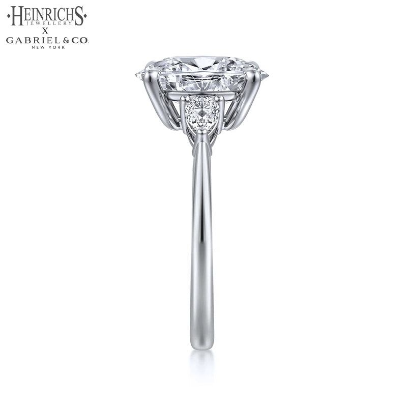 1.50ctr-3.00ctr Oval Cut Lab Grown Diamond Ring