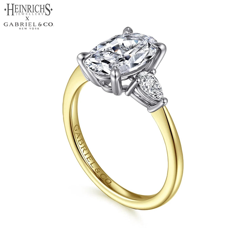 2.34ctw Oval Cut Lab Grown Diamond Ring