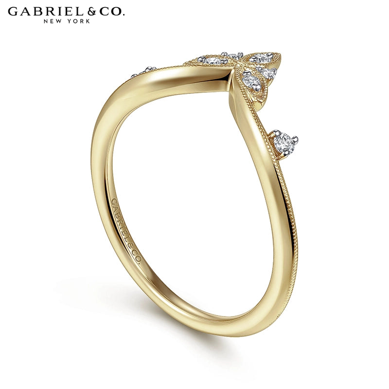 0.09ctw Natural Diamond Chevron Ring 1.5mm