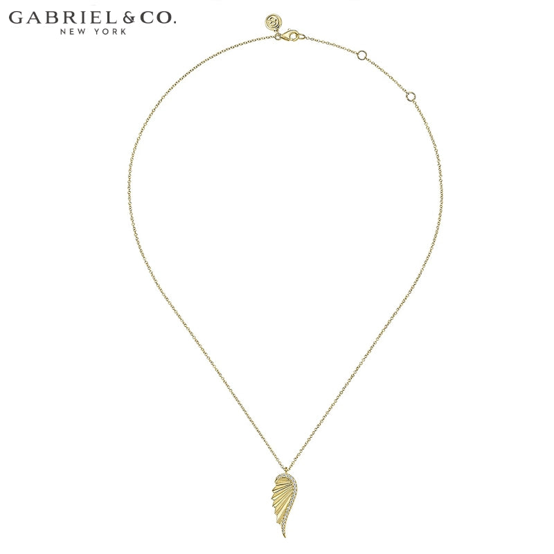 14kt Natural Diamond Angel Wing Necklace