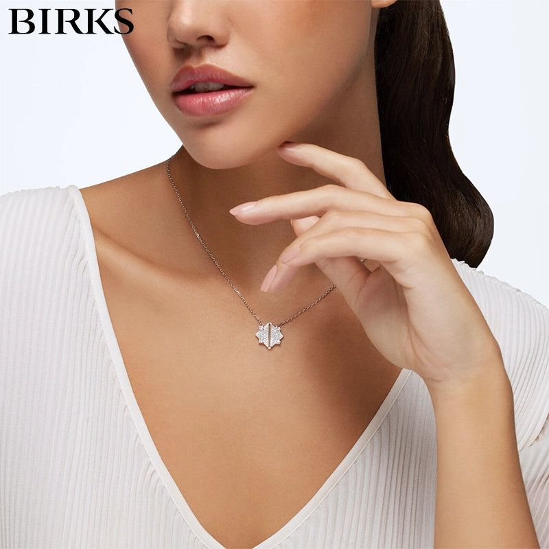 Muse Guilloché Natural Diamond Necklace