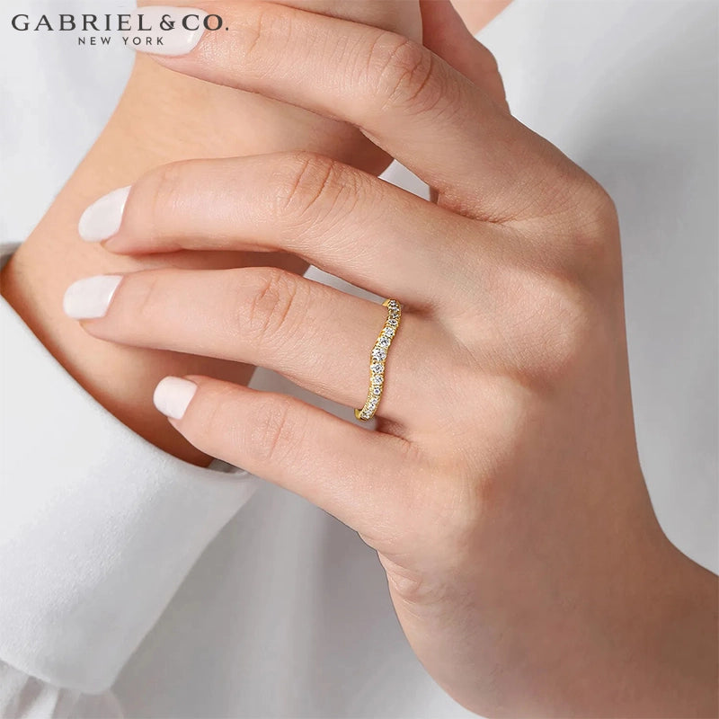 0.25ctw Natural Diamond French U-Pavé Curved Ring 2.0mm