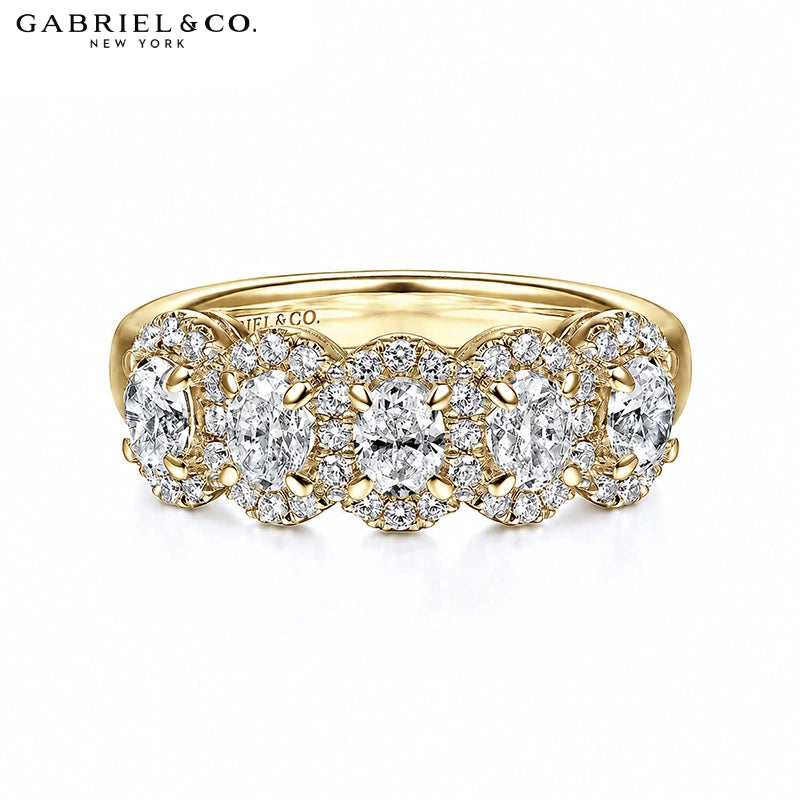 0.95ctw Natural Oval Diamond Pavé Halo Ring 6.7mm