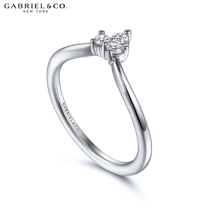 0.15ctw Natural Diamond Set Curved Ring 1.6mm