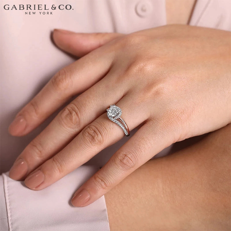 1.35ctw Round Cut Lab Grown Diamond Ring