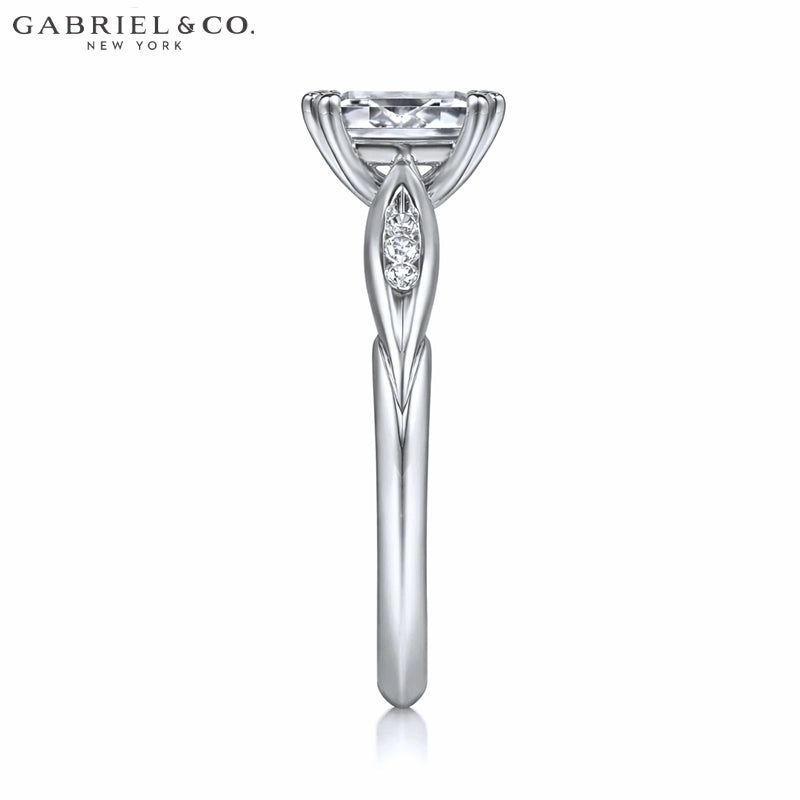 1.00ctr-2.00ctr Emerald Cut Lab Grown Diamond Ring