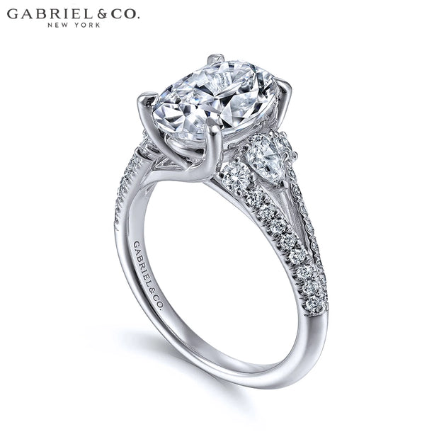 1.50ctr-3.00ctr Oval Cut Lab Grown Diamond Ring