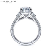 1.50ctr-3.00ctr Oval Cut Lab Grown Diamond Ring
