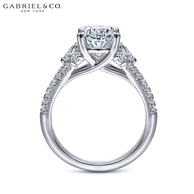 1.50ctr-3.00ctr Oval Cut Lab Grown Diamond Ring