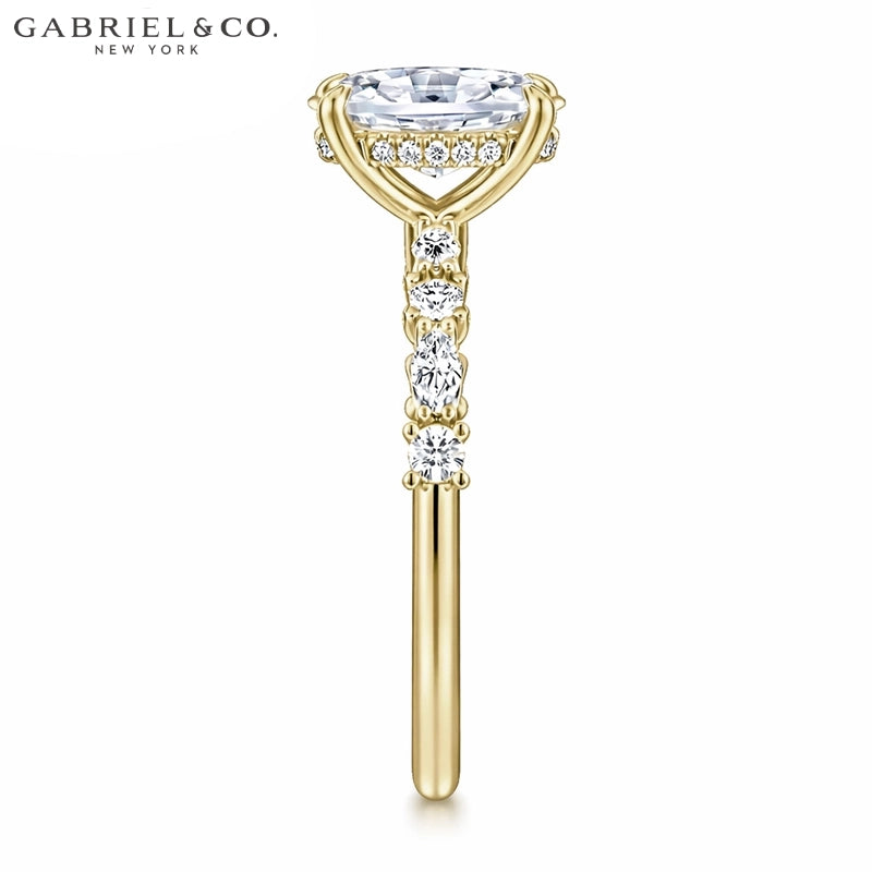 1.00ctr-2.00ctr Oval Cut Natural Diamond Ring