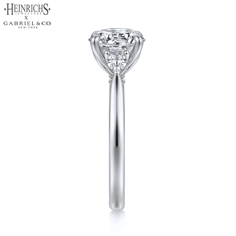 1.25ctr-2.50ctr Round Cut Lab Grown Diamond Ring Tailor Made