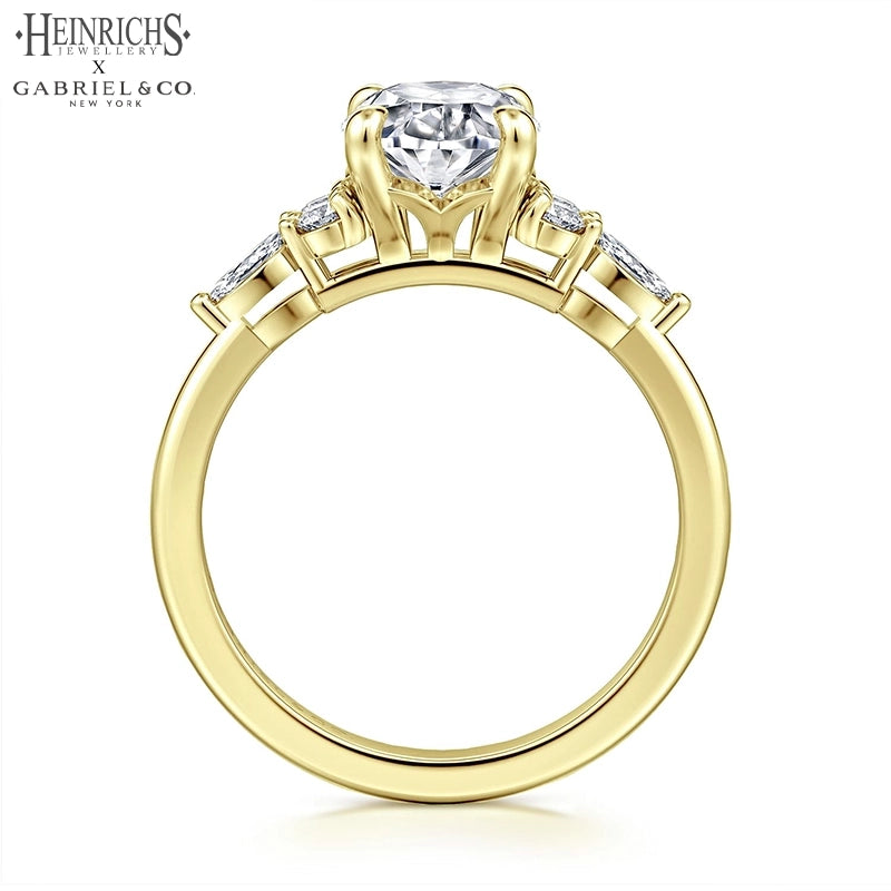 1.25ctr-2.50ctr Oval Cut Lab Grown Diamond Ring Tailor Made
