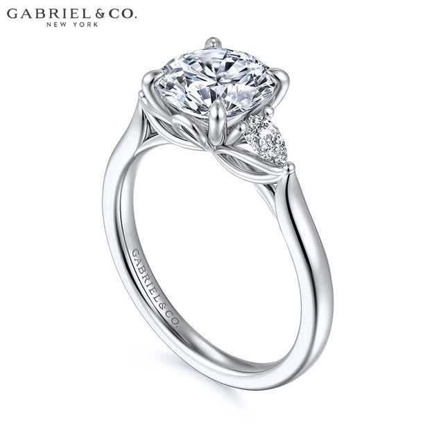 1.80ctw Round Cut Lab Grown Diamond Ring