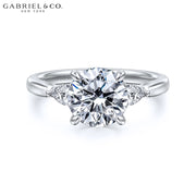 1.80ctw Round Cut Lab Grown Diamond Ring