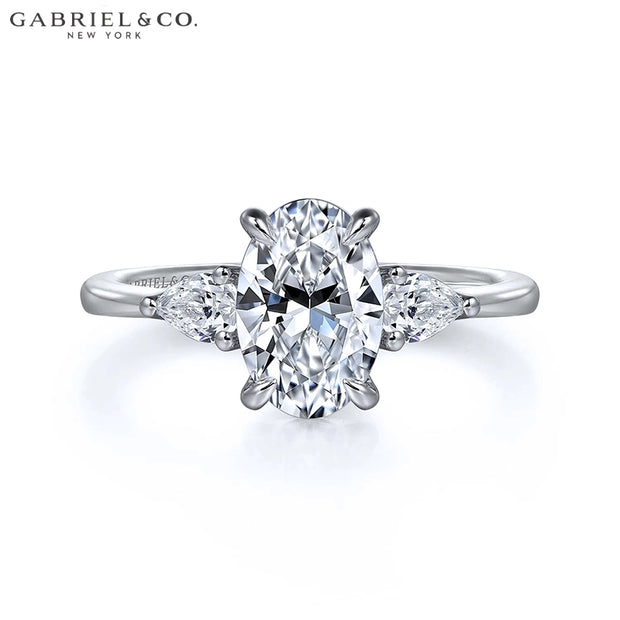 1.50ctr-3.00ctr Oval Cut Lab Grown Diamond Ring