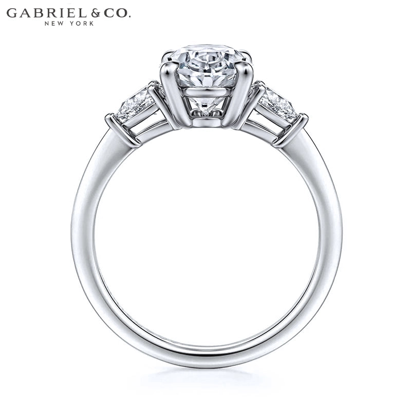 1.00ctr-2.00ctr Oval Cut Natural Diamond Ring