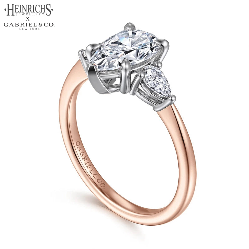 1.50ctr-3.00ctr Pear Cut Lab Grown Diamond Ring