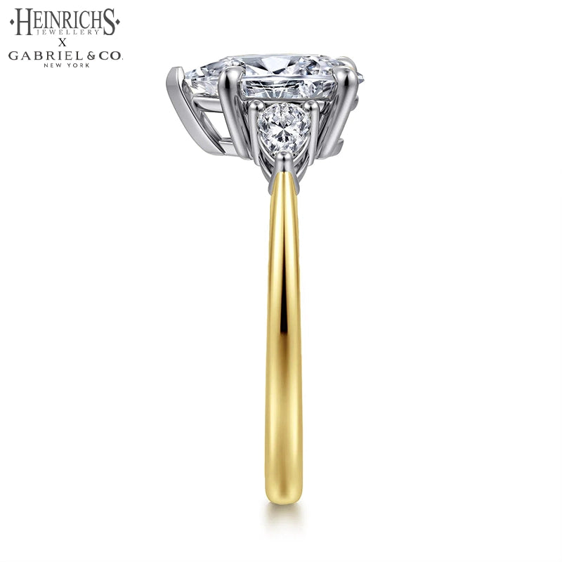 1.50ctr-3.00ctr Pear Cut Lab Grown Diamond Ring