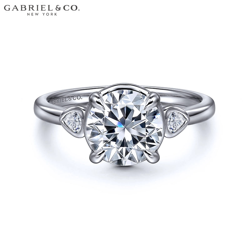 2.20ctw Round Cut Lab Grown Diamond Ring