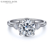 2.20ctw Round Cut Lab Grown Diamond Ring