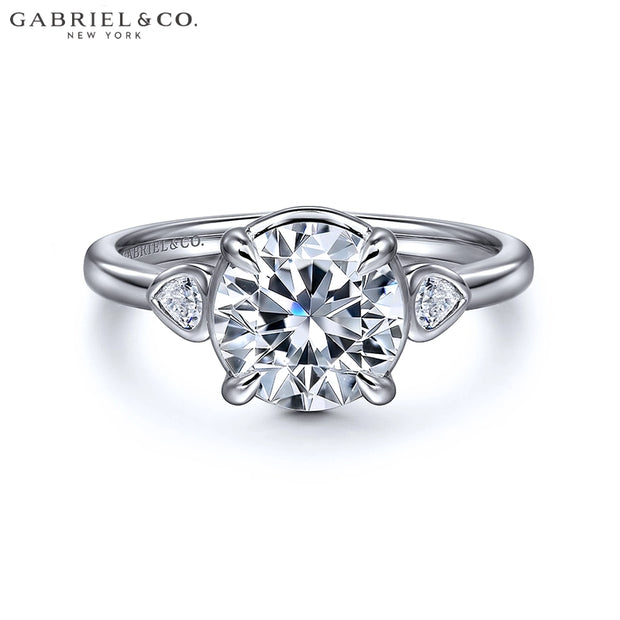 2.20ctw Round Cut Lab Grown Diamond Ring