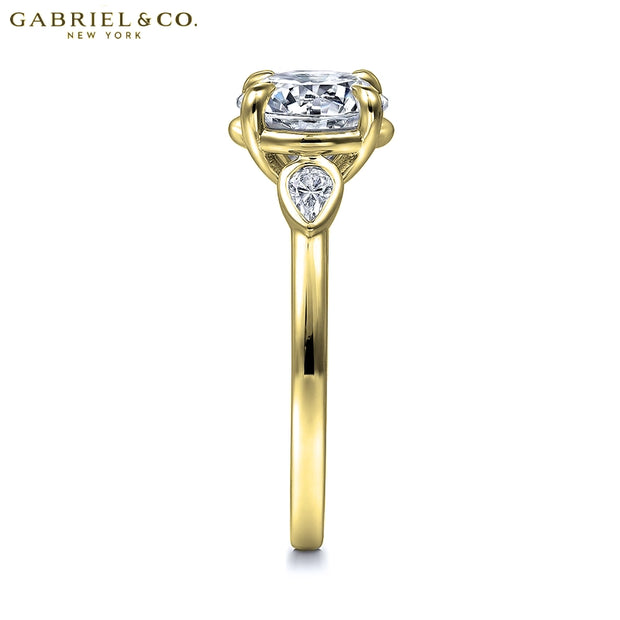 1.25ctr-2.00ctr Round Cut Natural Diamond Ring