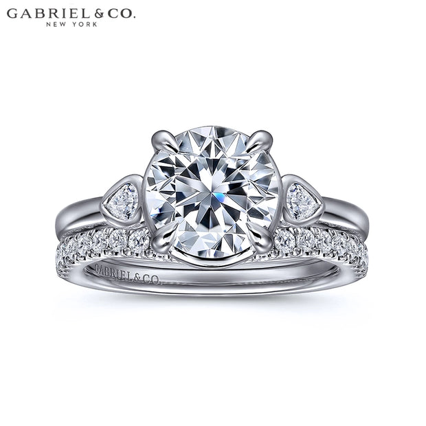 2.20ctw Round Cut Lab Grown Diamond Ring