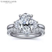 2.32ctw Oval Cut Lab Grown Diamond Ring