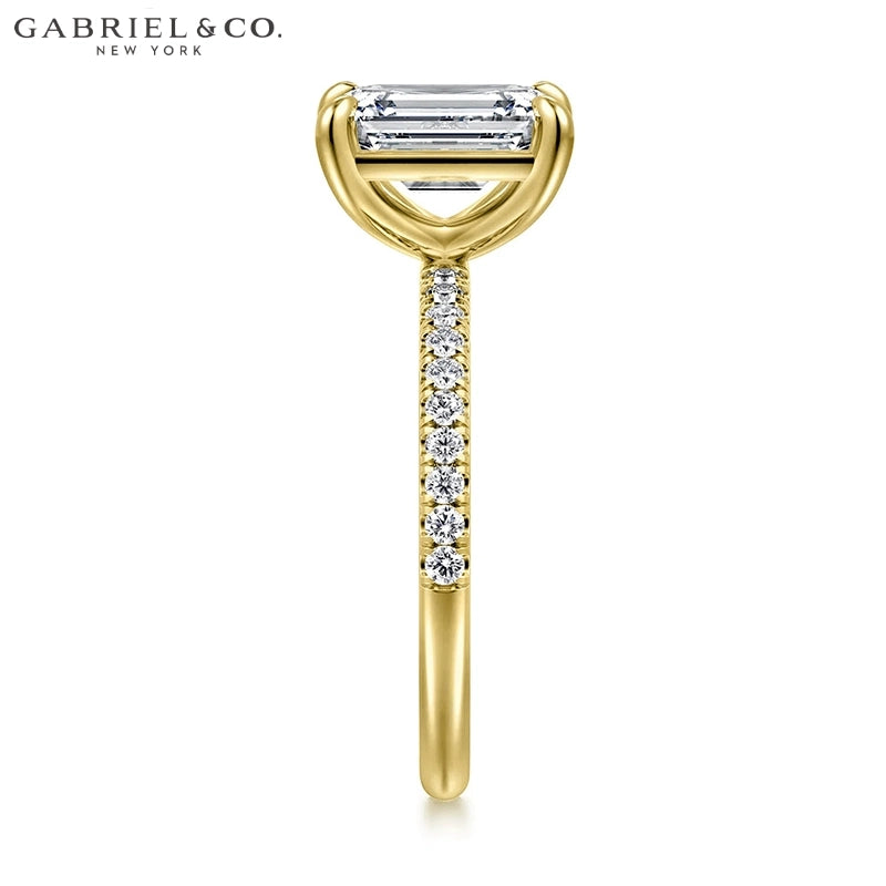 1.00ctr-2.00ctr Emerald Cut Natural Diamond Ring