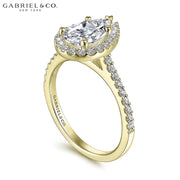 0.75ctr-1.50ctr Pear Cut Diamond Customizable Ring