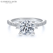 1.00ctr-3.00ctr Round Cut Lab Grown Diamond Ring