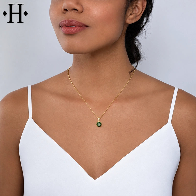 14kt 1.10cts Lab Grown Green Diamond Necklace