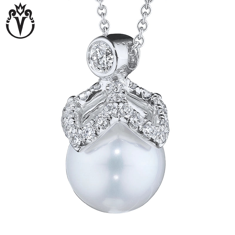 18kt Natural Diamond Cultured Pearl Petal Necklace