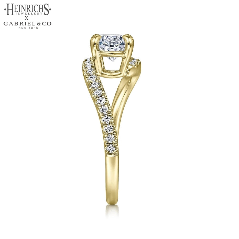 1.25ctr-2.50ctr Oval Cut Lab Grown Diamond Ring