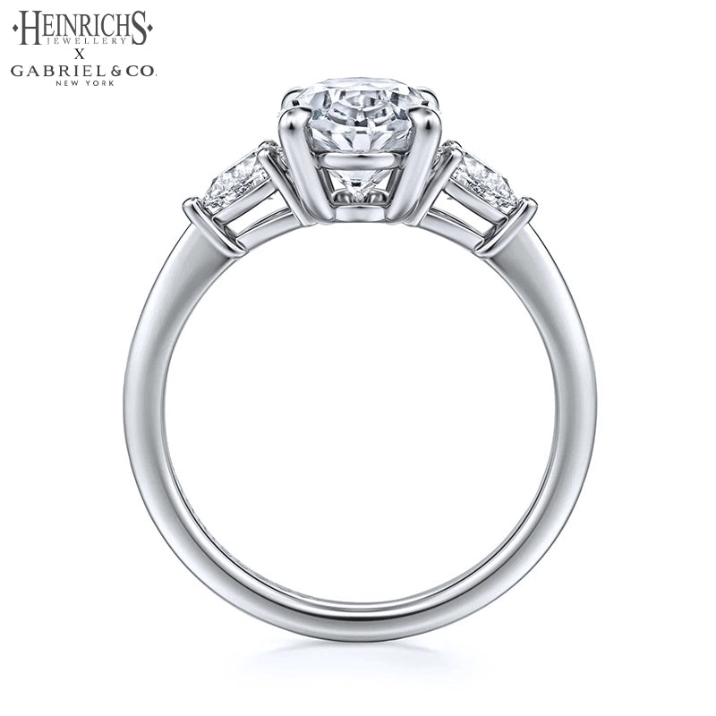 1.50ctr-3.00ctr Oval Cut Lab Grown Diamond Ring