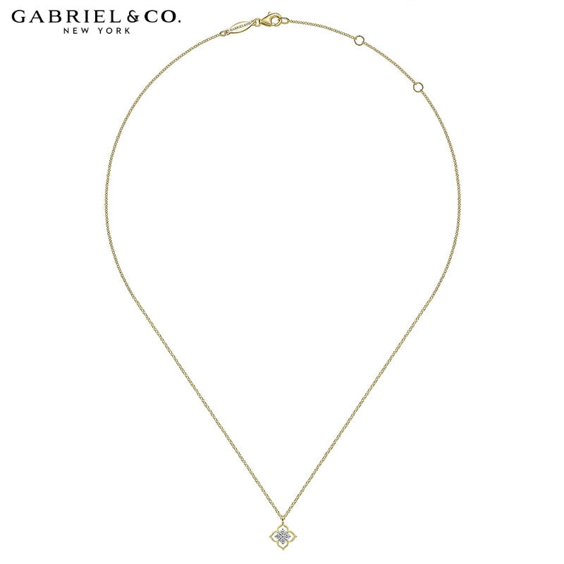 14kt Natural Diamond Floral Necklace