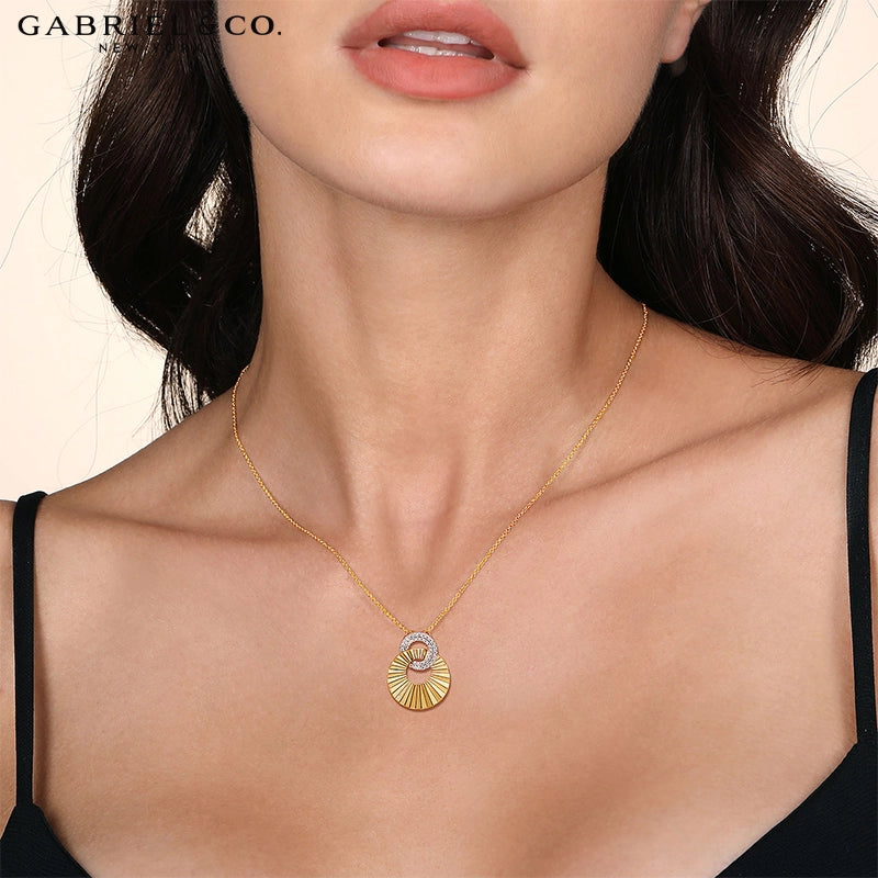 Natural Diamond Cut Gold Fluted Necklace