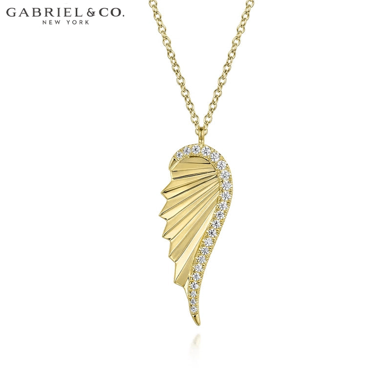 14kt Natural Diamond Angel Wing Necklace
